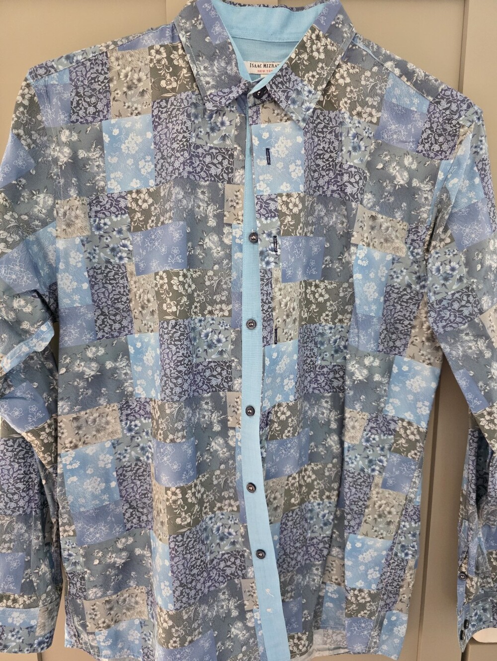 Isaac Mizrahi Boys Patchwork Floral Button-Down Shirt - Light Blue. Size 18-20.